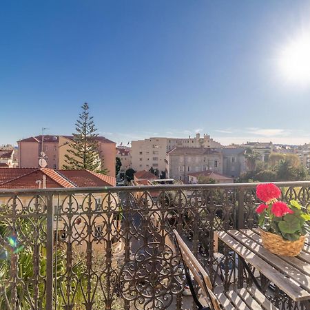 Charming Studio In The Heart Of ม็องตง ภายนอก รูปภาพ